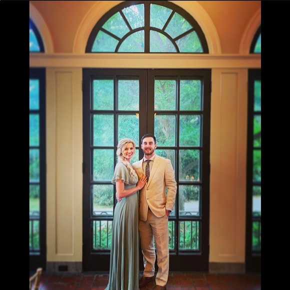 Meet your Posher, Noelle - Picture 3 of 7